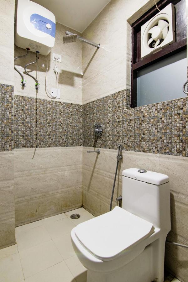 Hotel The Ocean Near Igi Airport 뉴델리 외부 사진