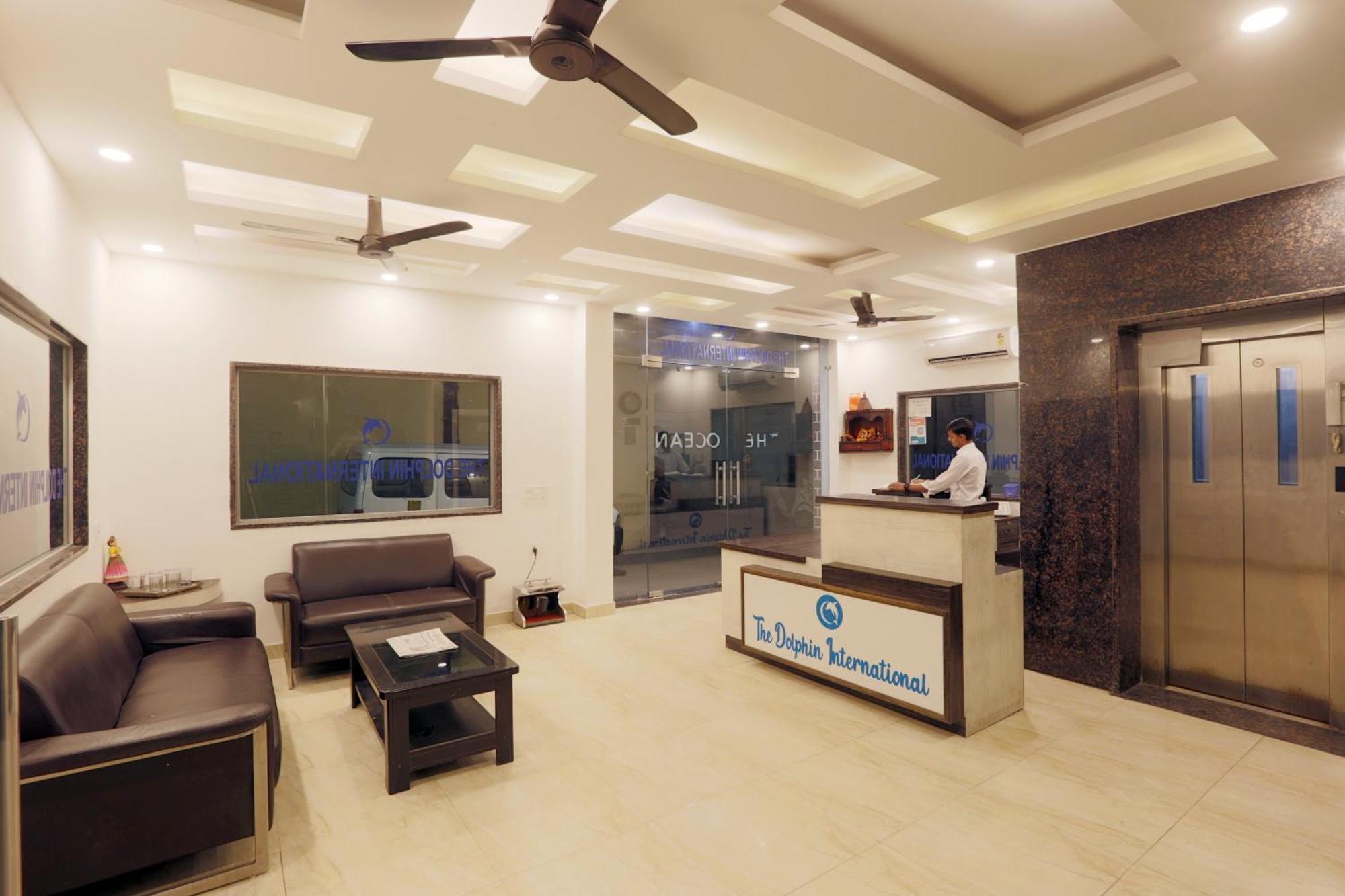 Hotel The Ocean Near Igi Airport 뉴델리 외부 사진