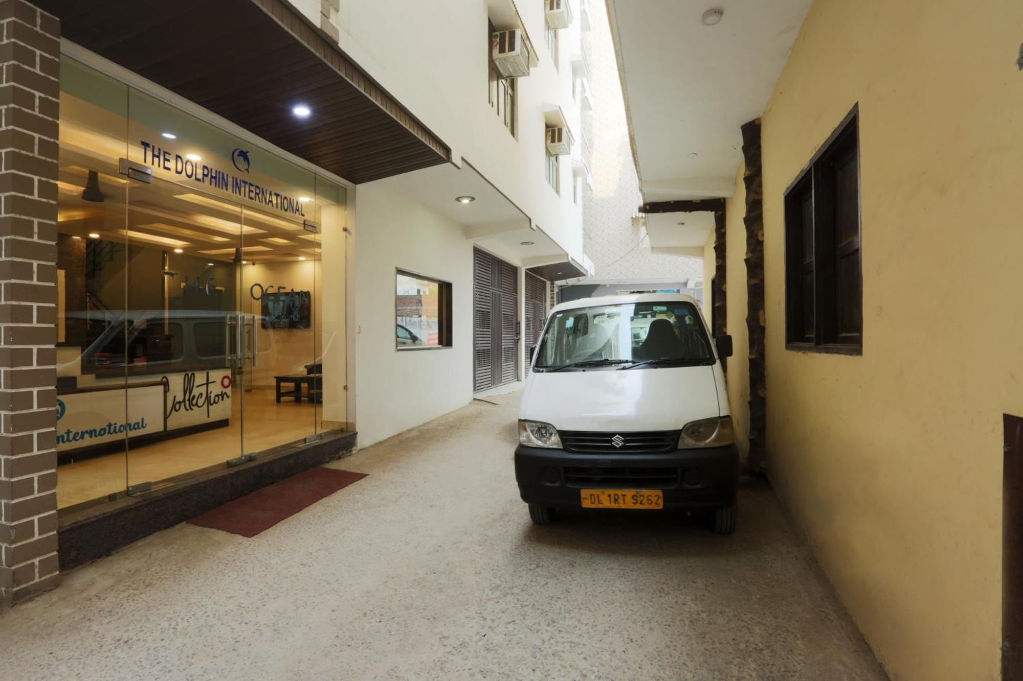 Hotel The Ocean Near Igi Airport 뉴델리 외부 사진
